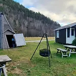 Feriehus Liten Gårdshytte Til Leie
