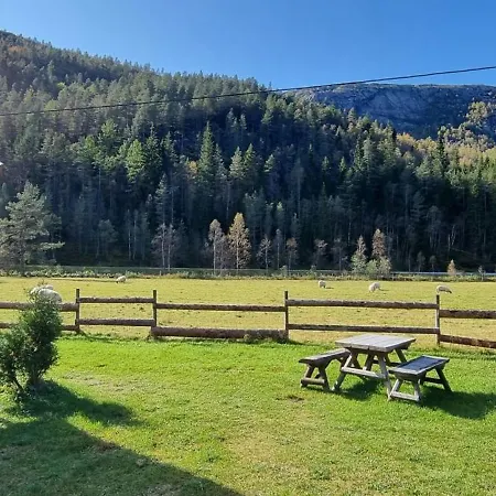 Hébergement de vacances Gardshytte Med Lavvu, Hund Tillatt, Sauna Aseral