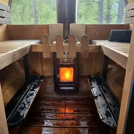 Dom wakacyjny Gardshytte Med Lavvu, Hund Tillatt, Sauna *
